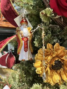 2023 Exotic Travels Tree - The Christmas Shoppe